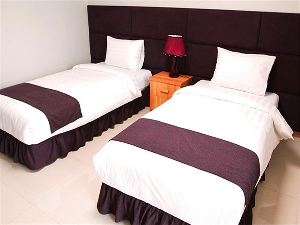 J Hotel Oelan-bator Buitenkant foto