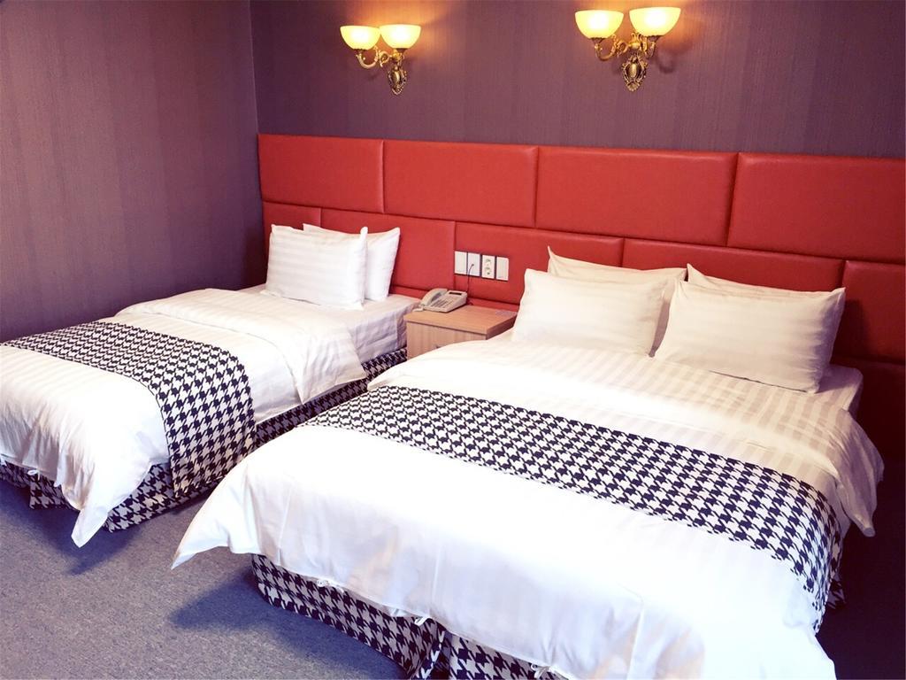 J Hotel Oelan-bator Buitenkant foto